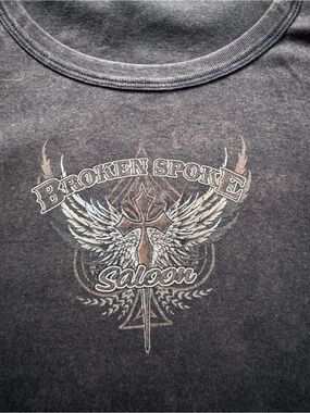 🏍️ Vintage 2010 Broken Spoke Saloon Laconia Bike Week Tee 🏍️ women’s large